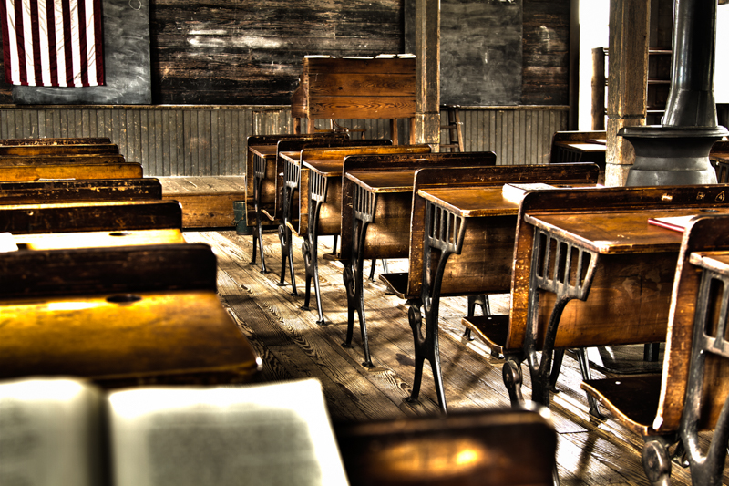 Heritage-Village-Classroom_800px-0847